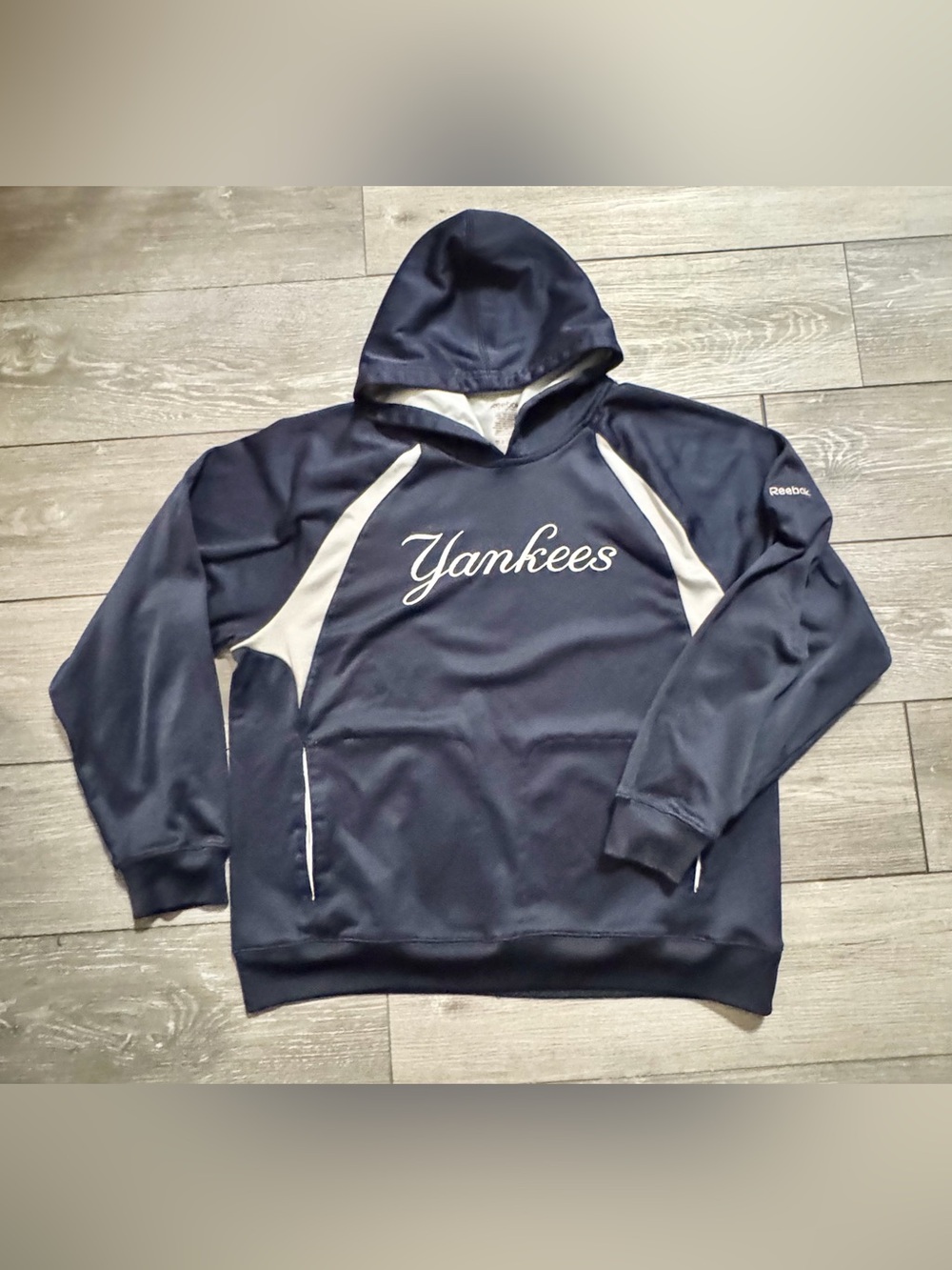 Reebok New York Yankees Men’s Hoodie Navy